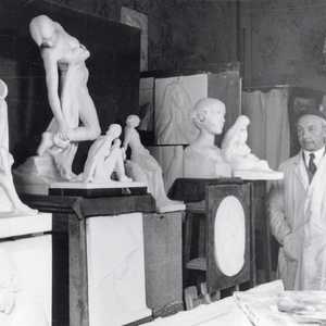 Girbafranti Enrico nello studio - Enrico Girbafranti