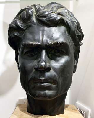 Mask: portrait of a man - Bardoscia Pietro